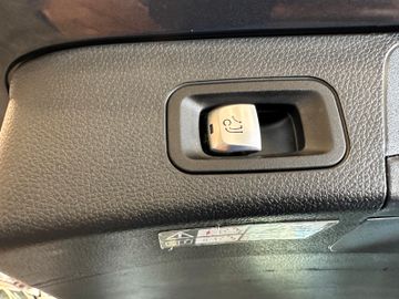 Mercedes-Benz C 220 T BlueTec  d *AHK*Navi*Avantgarde*