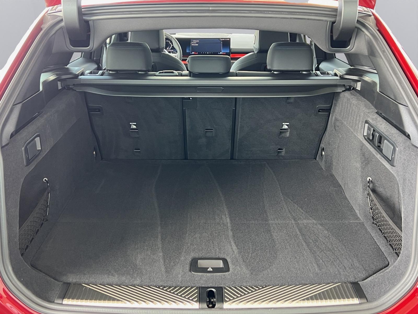 BMW 530e xDrive Touring M-Pro ACC 360° AHK Pano H/K