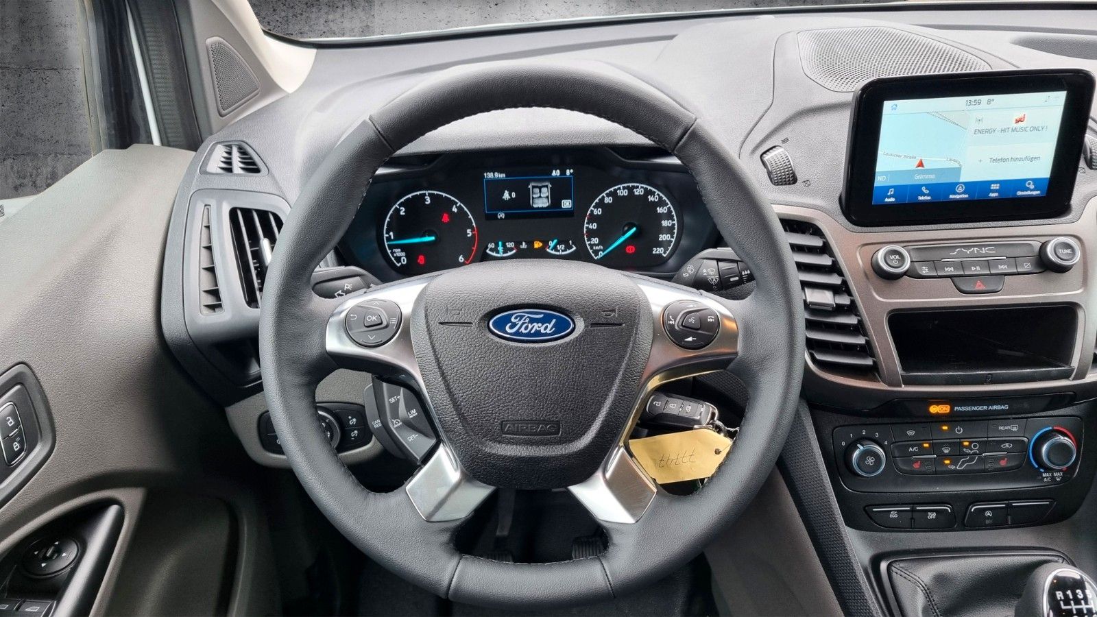 Fahrzeugabbildung Ford Transit Connect Kasten lang Trend