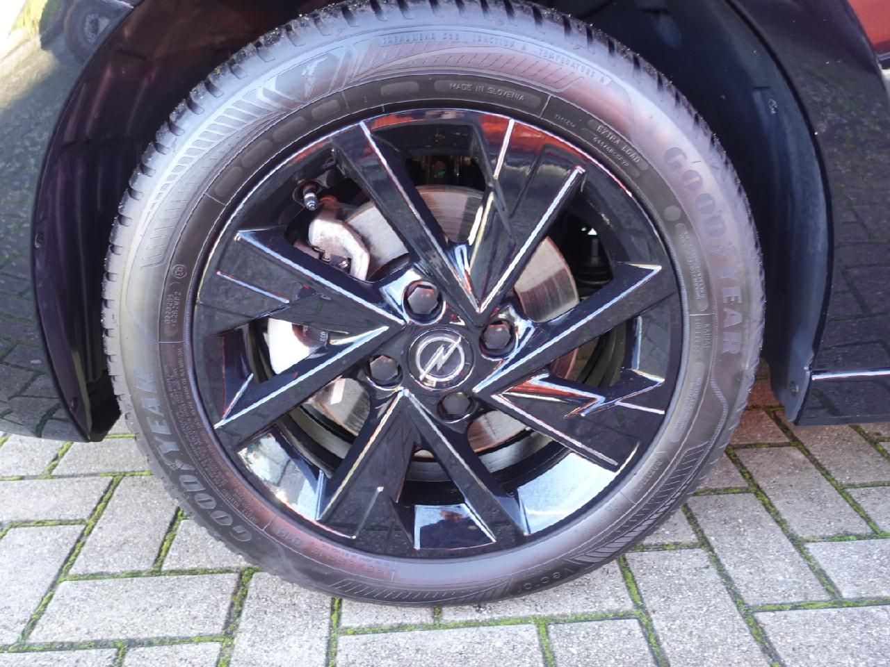 Fahrzeugabbildung Opel Corsa F 1,2 GS Automatik