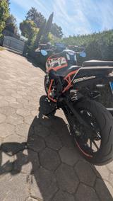KTM Duke 125 - KTM VON 81 BIS 125 CCM