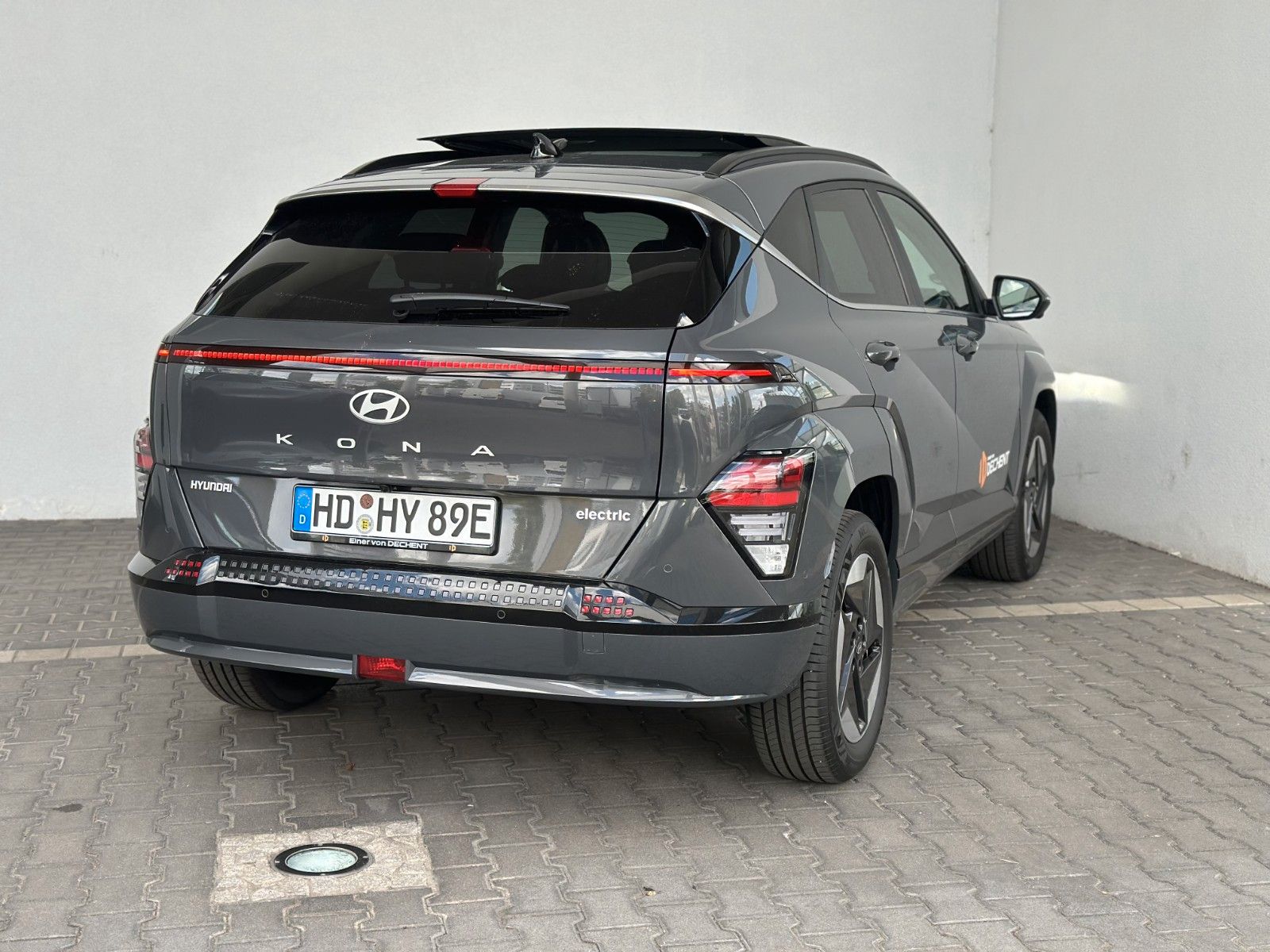 Fahrzeugabbildung Hyundai Kona Elektro Prime 65,4kWh Glasschiebedach/360°!
