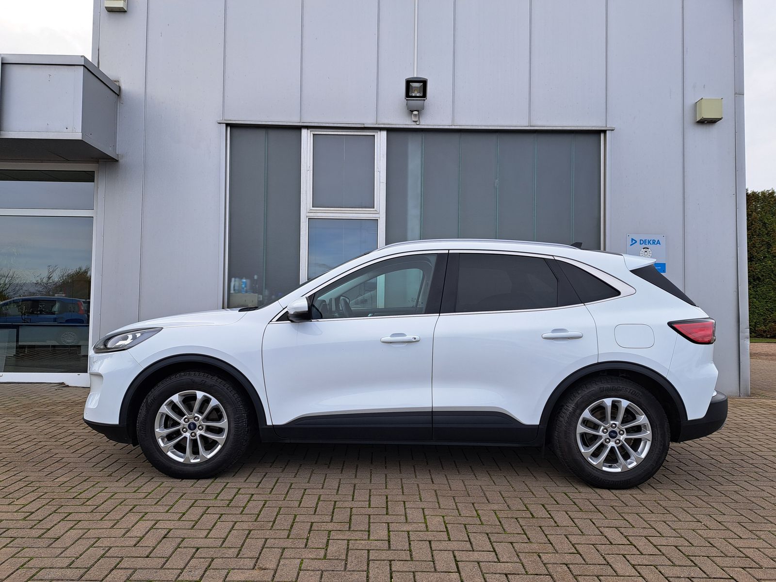 Fahrzeugabbildung Ford Kuga Titanium X 4x4 AUTOMATIK B&O-SOUND PANODACH