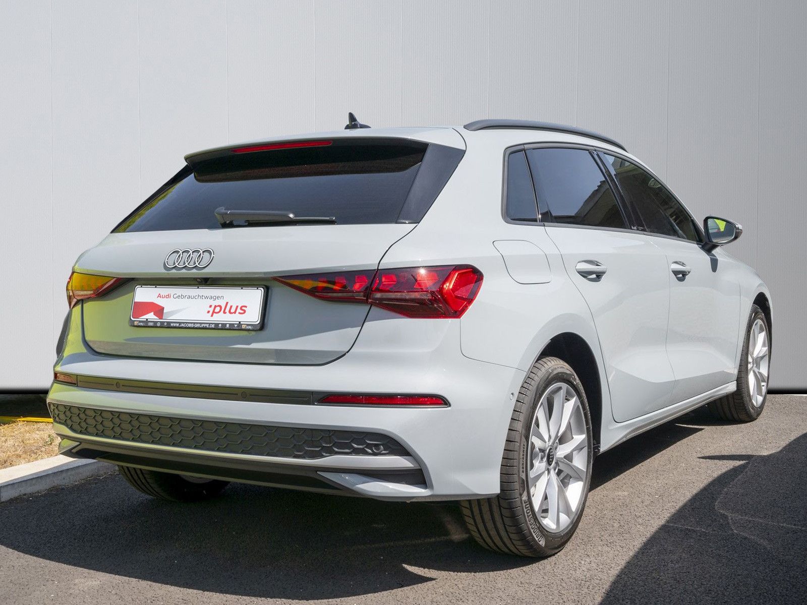 Audi A3 Sportback TFSI e S -tronic Kamera, SHZ, LED,  imagem 3
