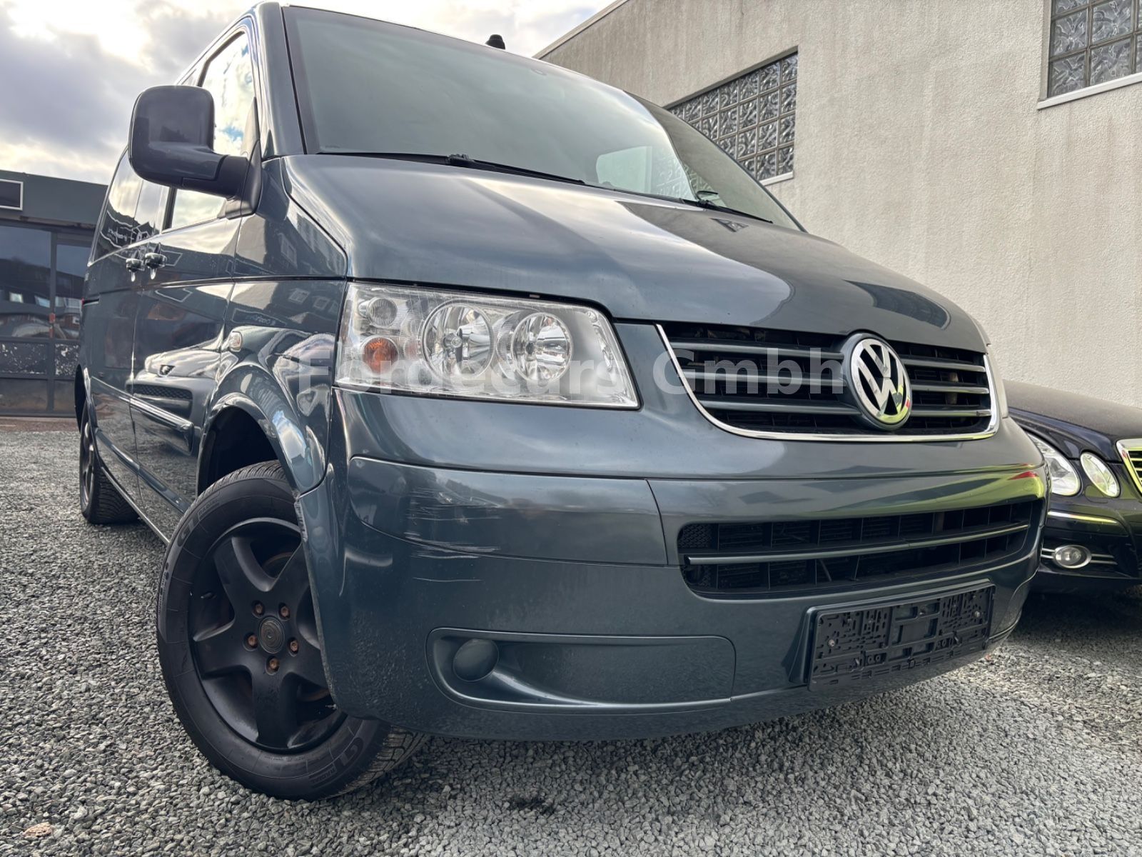 T5 Transporter Bus Multivan Comfortline