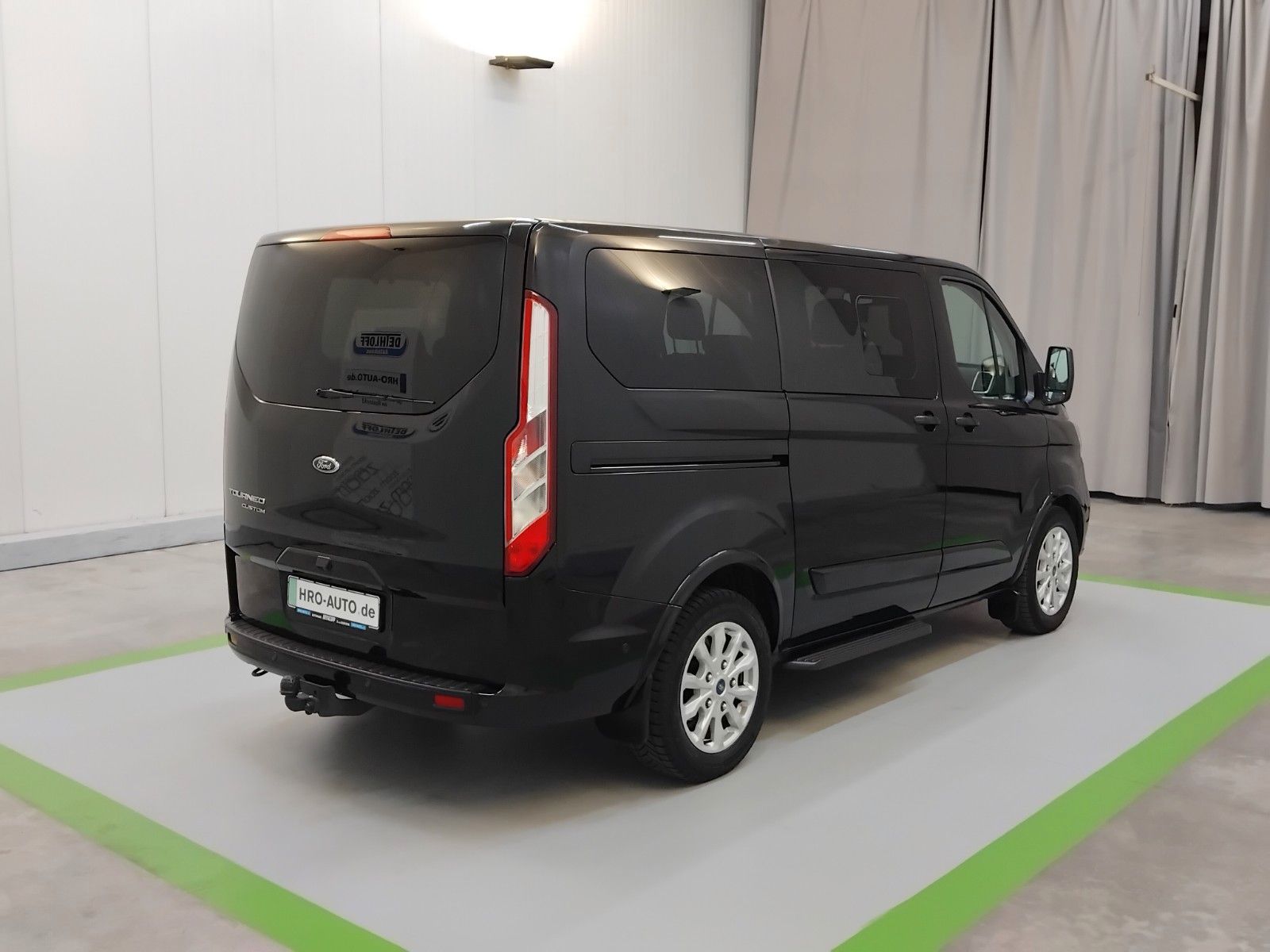 Ford Tourneo Custom (06/2026, Diesel)