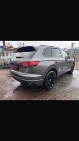 Volkswagen Touareg R-LINE 4.0 V8 TDI SCR 4MOT One Million T - Volkswagen Touareg One-Million