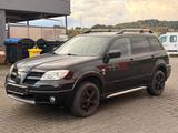 Mitsubishi Outlander 2.4 Intense AHK Klima 4x4 - Mitsubishi Outlander: Intense