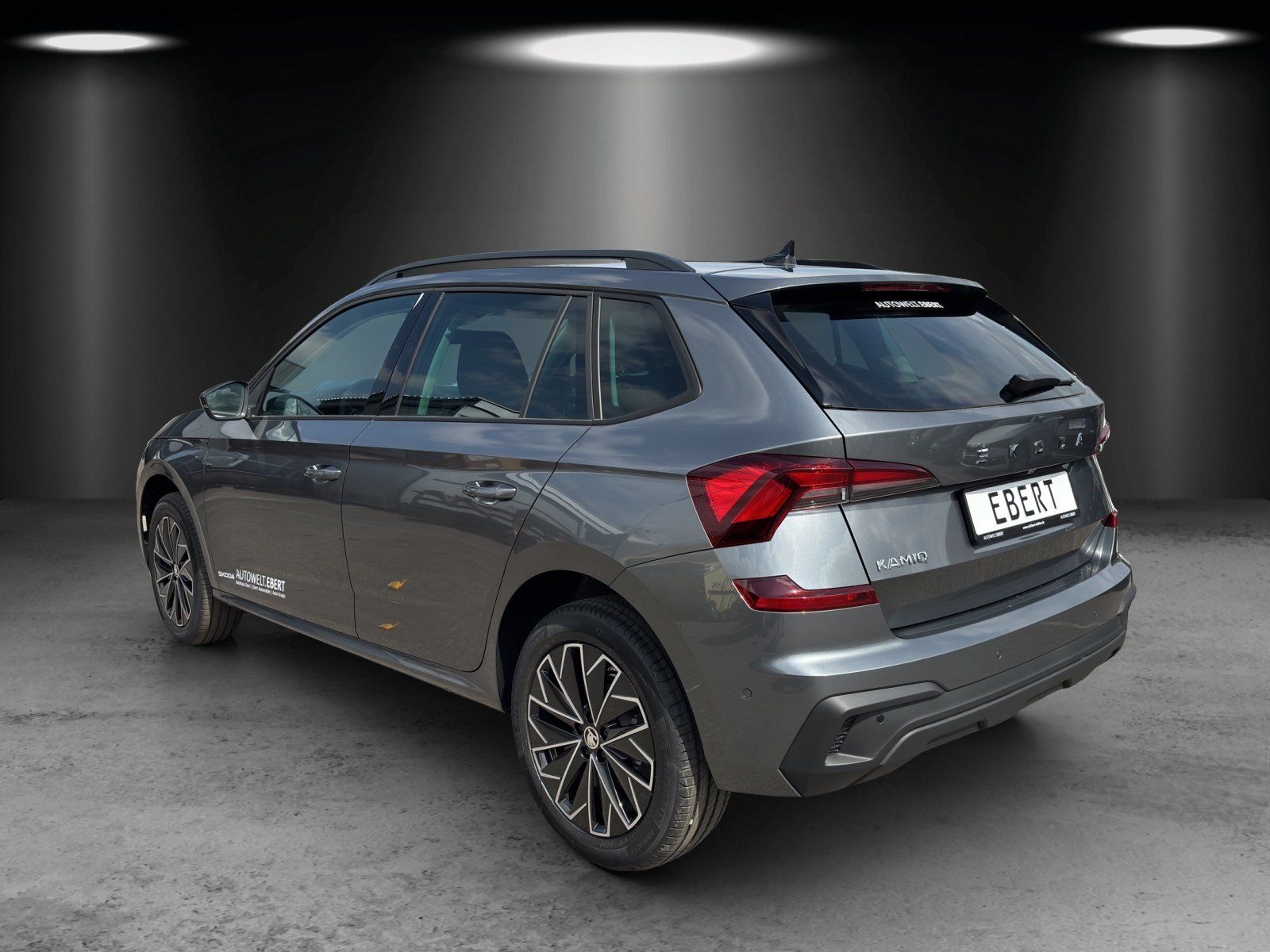 Fahrzeugabbildung SKODA Kamiq Drive 1,0 TSI 85 kW DSG