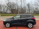 Ford KUGA Titanium 2,0L TDCI, 140 PS, Spor... - Ford Kuga: 140 Ps