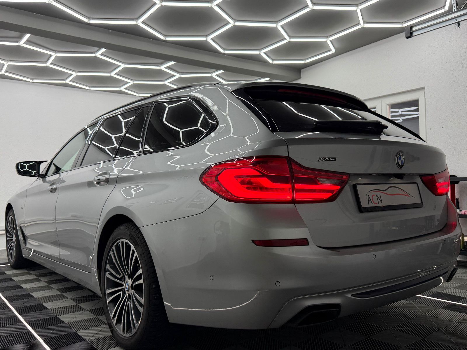 Fahrzeugabbildung BMW 540 d xDrive SPORT Line/360*/LED/HuD/H&K/ACC