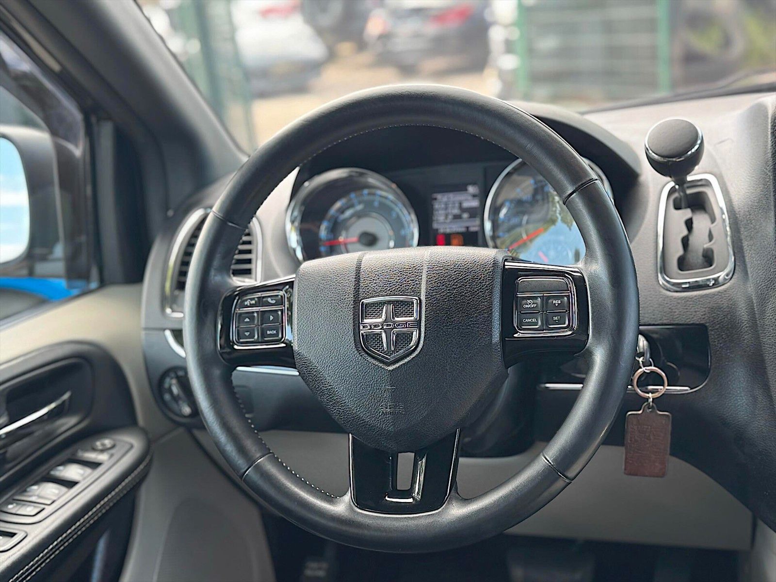 Fahrzeugabbildung Dodge Grand Caravan 3.6 V6 *7 Sitze*Kamera*CarPlay*