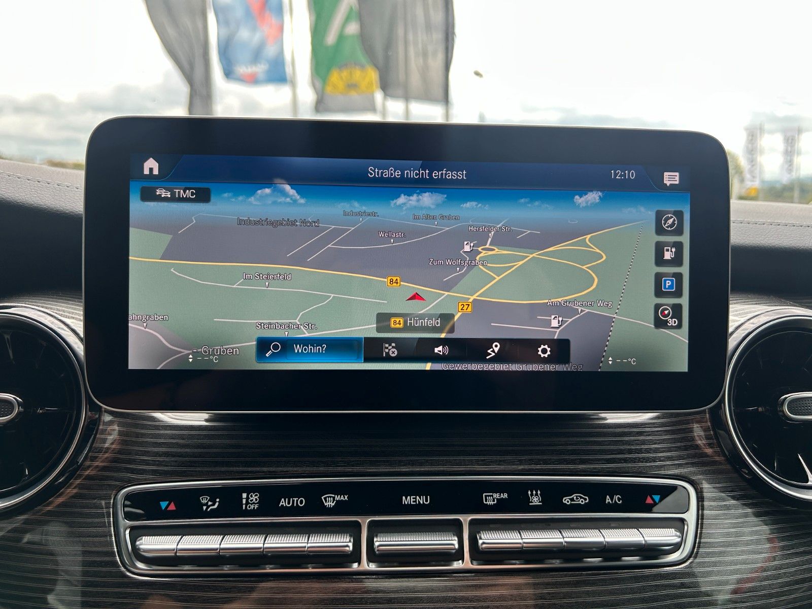 Fahrzeugabbildung Mercedes-Benz EQV 300 AVA PANORAMA LIege-Paket DISTRONIC