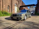 BMW 530i - - BMW 530 aus 2002: 530i