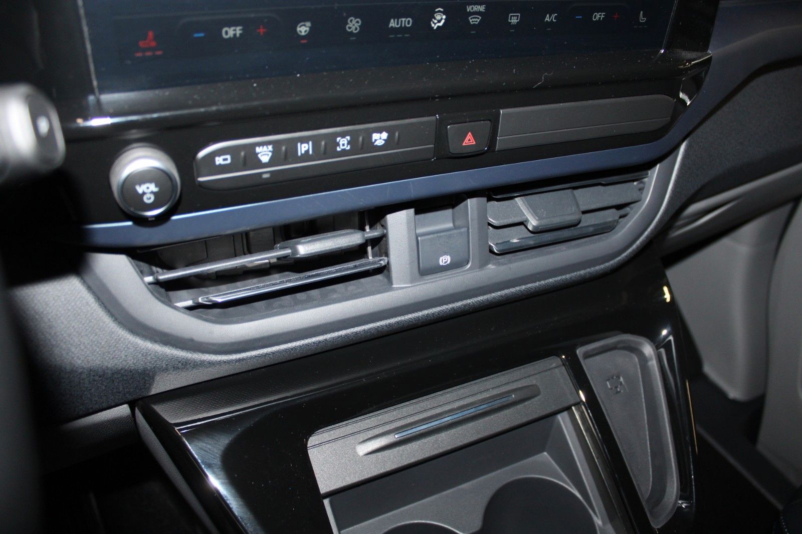 Fahrzeugabbildung Ford NUGGET L2 Active MARKISE + Aufstelldach SOFORT