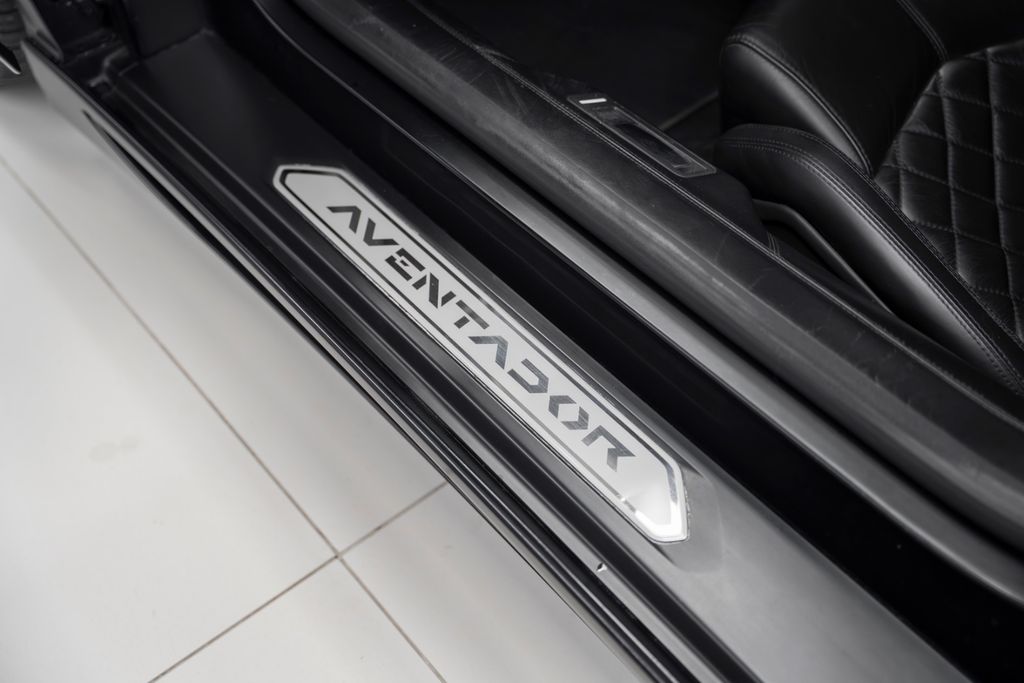 Aventador LP 700-4 MATTBLACK - Bild 23