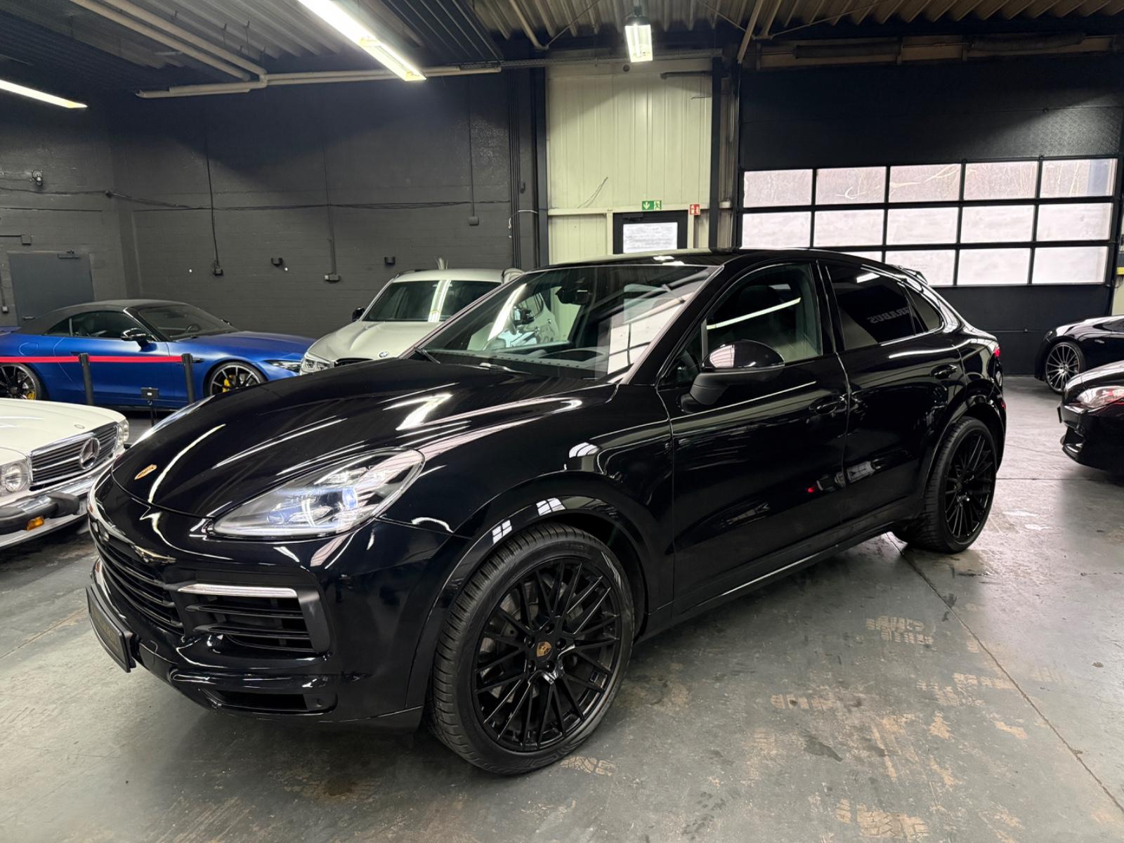Porsche Cayenne Coupe S PANO CHRONO HUD 22 AHK ASSISTENT