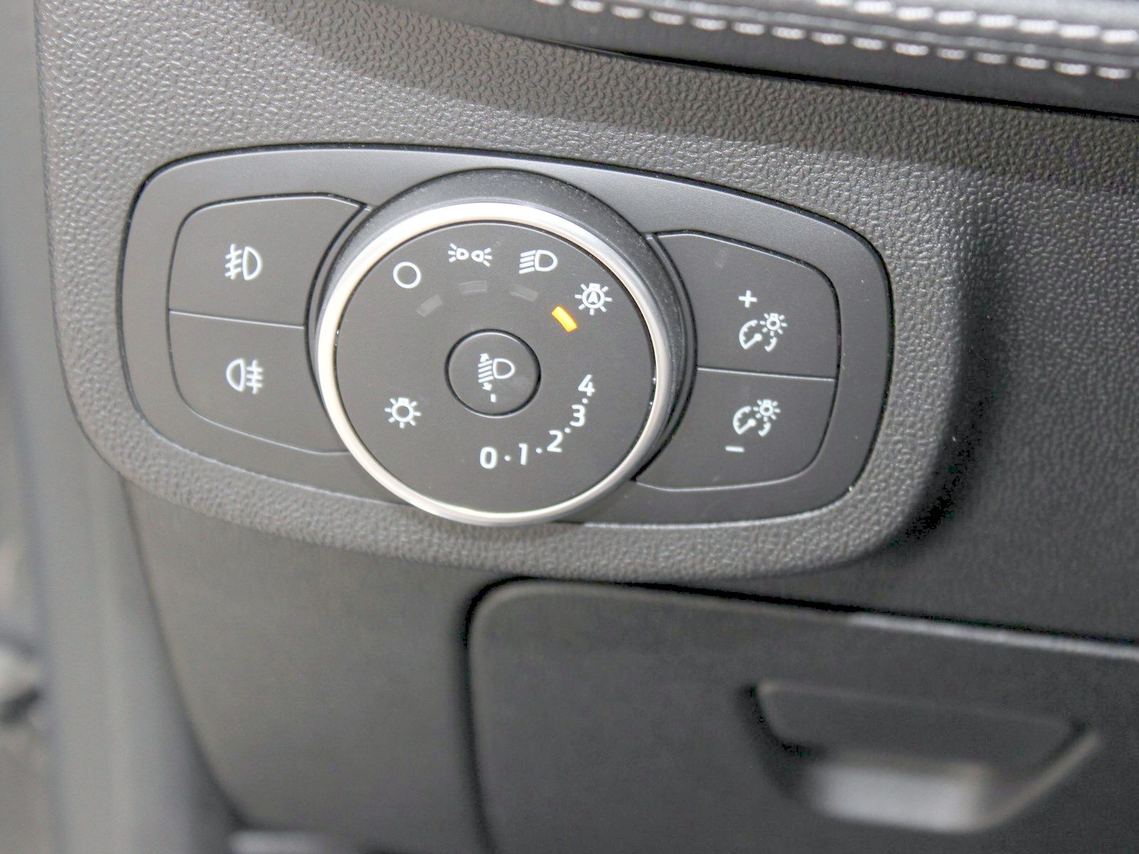 Fahrzeugabbildung Ford Fiesta Vignale 1,0 EcoBoost Start/Stopp