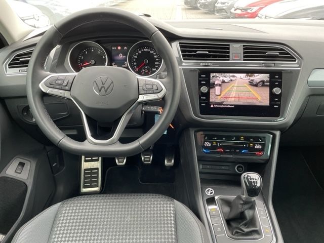 Tiguan 1.5 TSI ACTIVE NAVI TEL LED ACC Rückfahrk