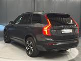 Volvo XC90 R-Design AWD *7-SITZE*PANORAMA*Standhzg*HUD - Volvo XC90 mit Diesel-Antrieb: Geländewagen, 7 Sitzer
