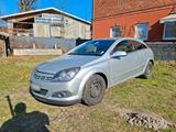 Opel Astra H 1.6 TÜV  4/27 Getriebeschaden - Opel Astra: Getriebe