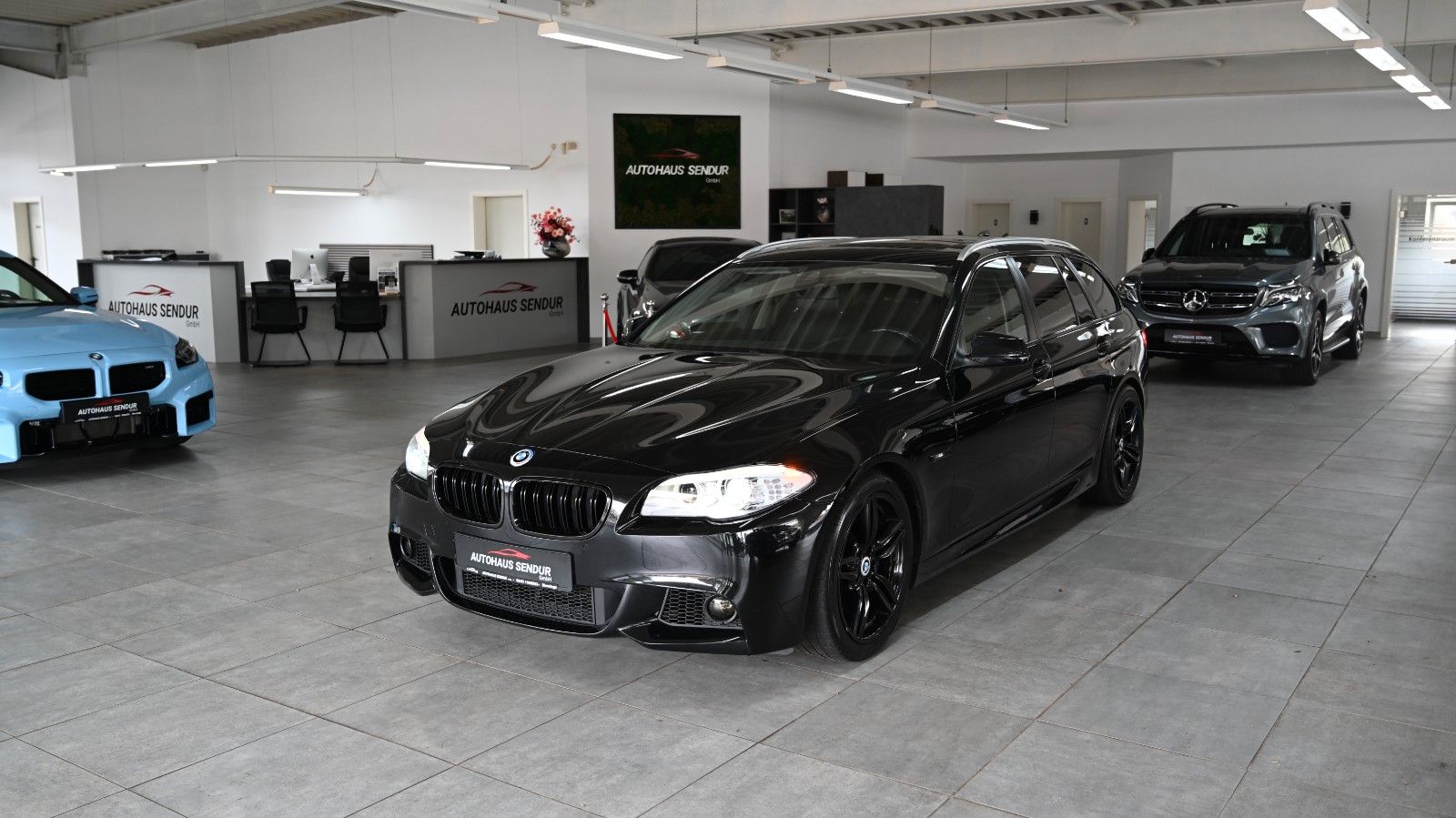 525 5 Touring 525 d *LEDER*NAVI*M-PAKET*SPORT