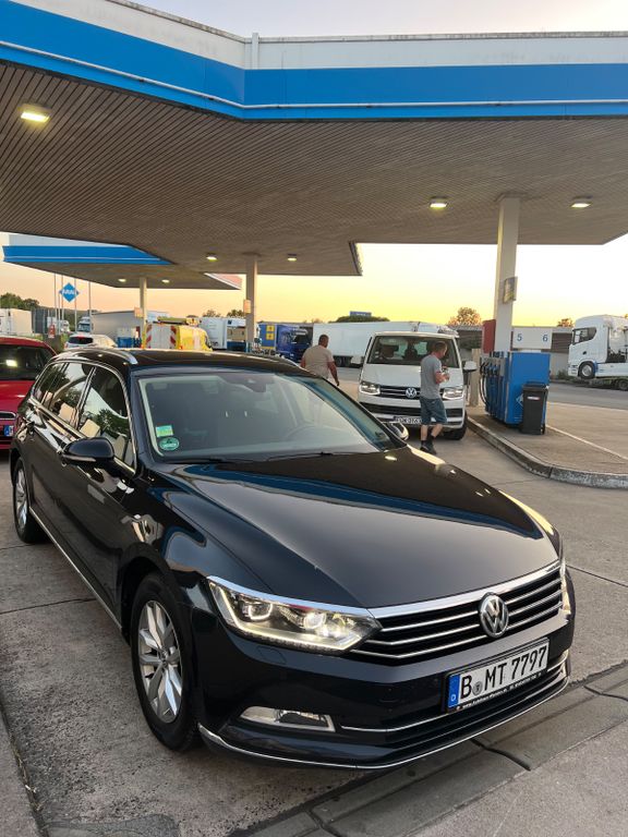 Image of Volkswagen Passat