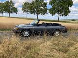 Saab 900