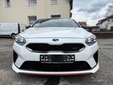 Kia pro cee'd / ProCeed GT - Kia: Allradantrieb