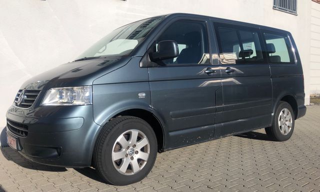 Volkswagen T5 Multivan 8xReifen+MOTOR b. 120TKM NEU TÜV2/27