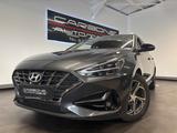 Hyundai i30 1.6 CRDI DCT Intro - Hyundai i30 mit Diesel-Antrieb: Kombi, Automatik, 1.6
