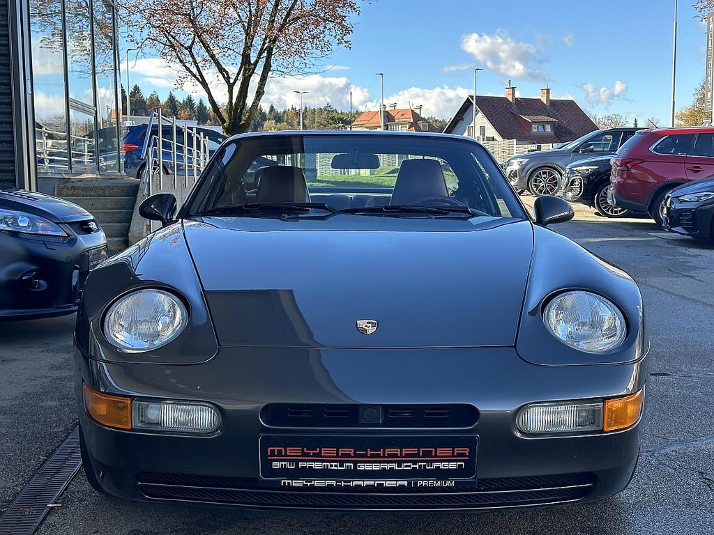 Porsche 968