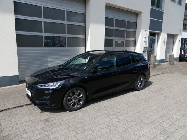 FORD Focus Turnier ST-Line X