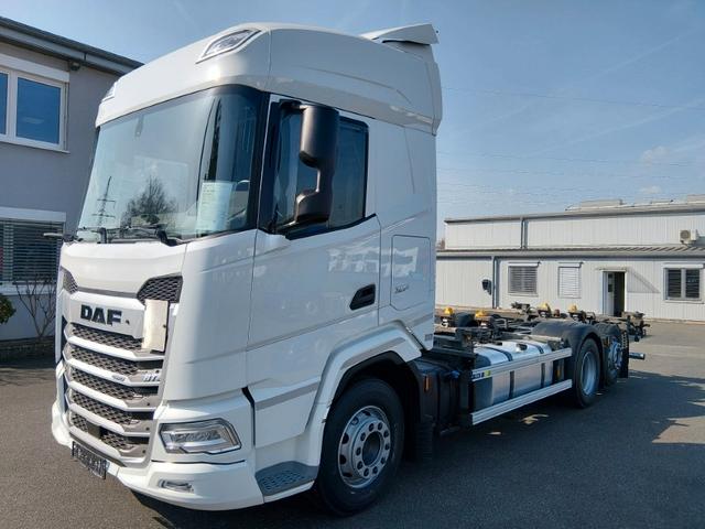DAF XF 480 FAN BDF 7,82 axă directoare 2x cârlig de remorcare