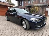 BMW 530d Touring F11 - BMW 530: 530d F11