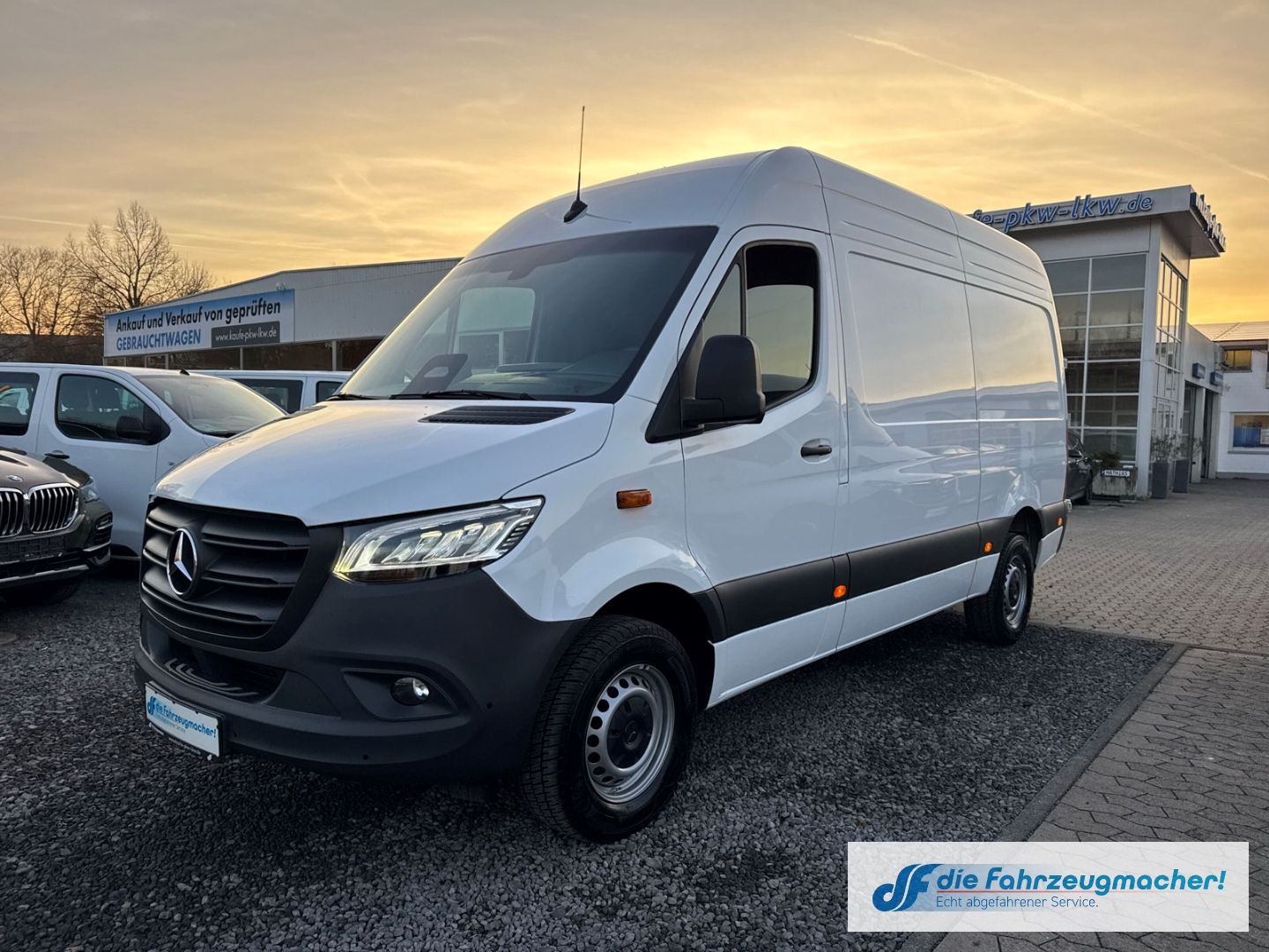 Fahrzeugabbildung Mercedes-Benz Sprinter III Kasten RWD AWD 317 CDI PRO L2 Nav
