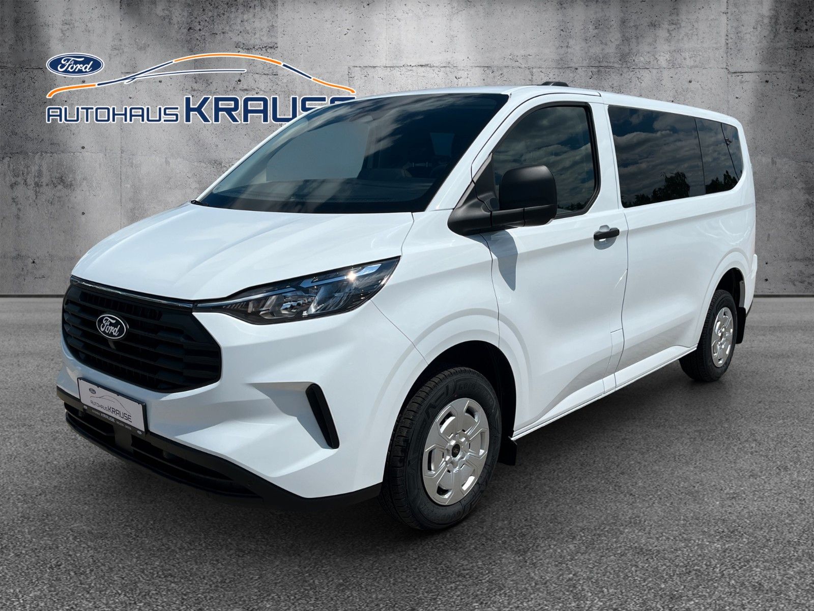 Fahrzeugabbildung Ford Transit Custom Kombi 320 L1 Trend