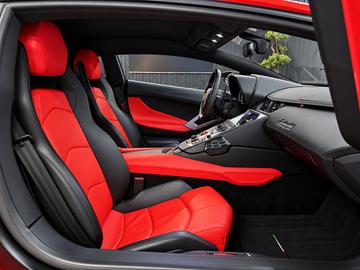 2012 Lamborghini AVENTADOR 照片 8