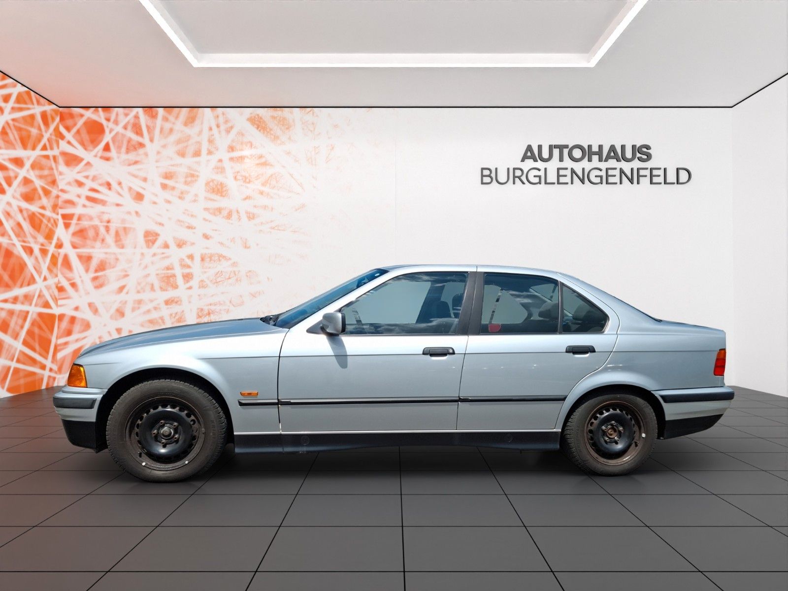 Fahrzeugabbildung BMW 318 ! Schiebedach ! SHZ ! PDC ! TÜV 05/26