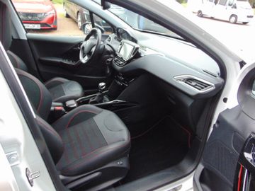 Bild 10 Peugeot 2008 Allure