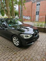 BMW TOP BMW 116 i Automatik 2015 Motor und Get... - BMW 1 Series: Motor