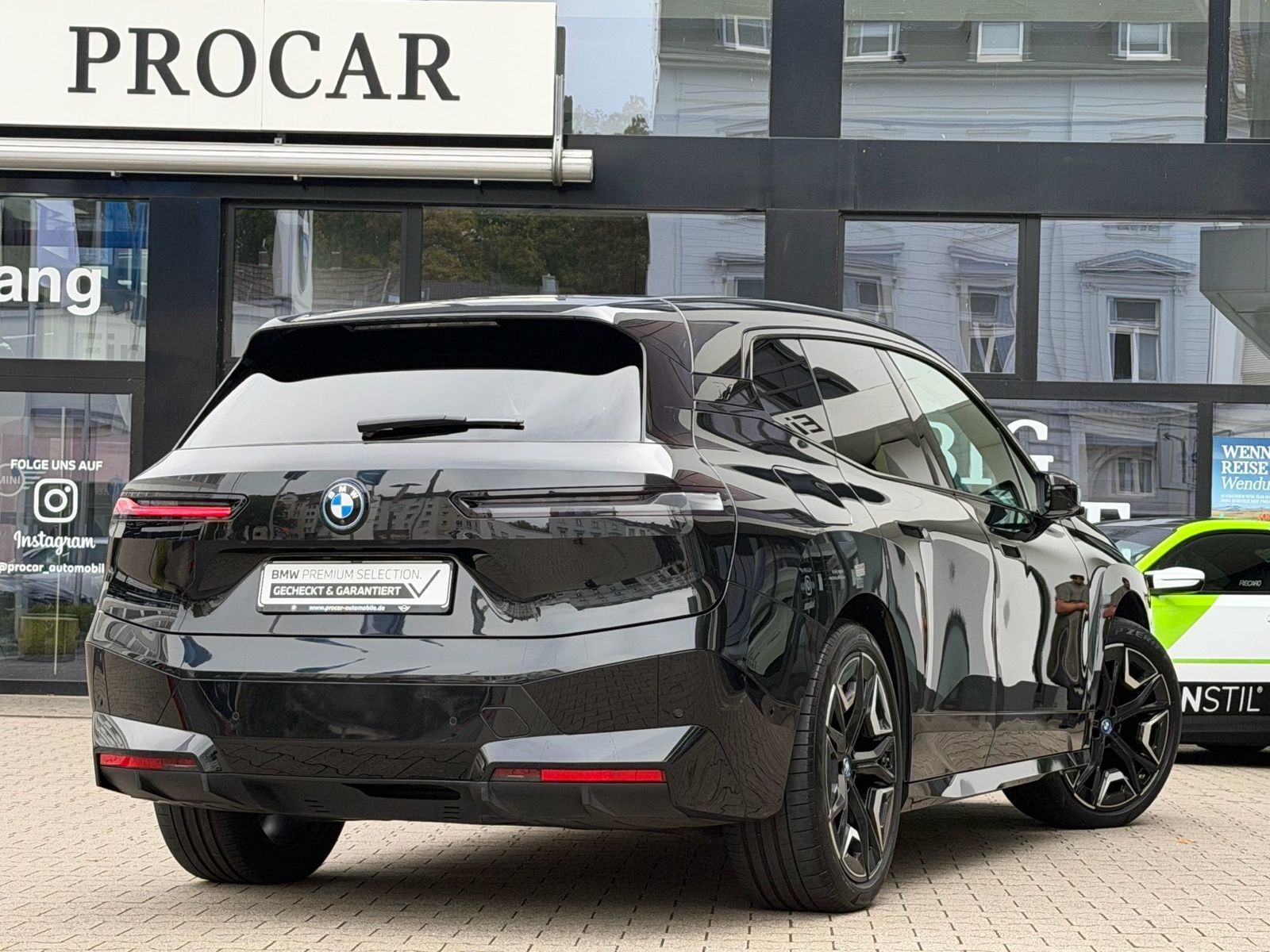 BMW iX xDrive40 M Sport Laser DA/PA Prof Pano AHK HK imagem 2