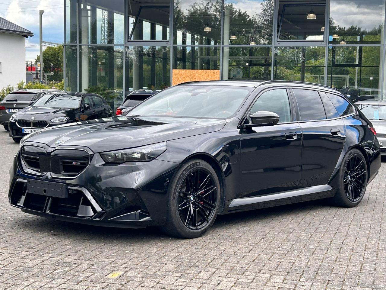 BMW M5 Touring / M Drivers Pack. / 0,5 Versteuerung