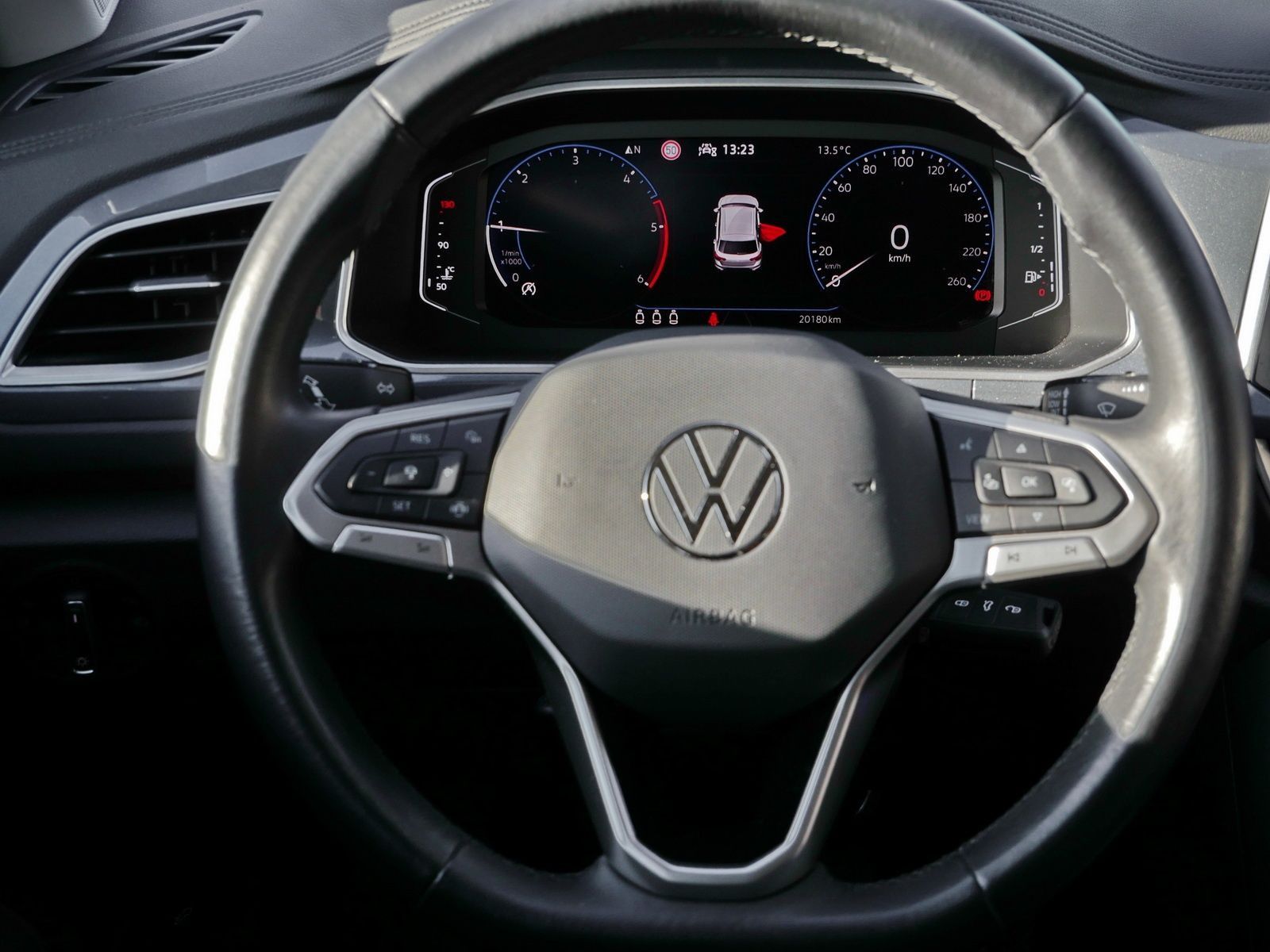 Volkswagen T-Roc - Bild 9