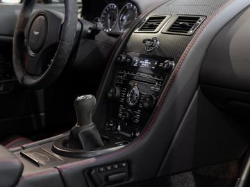 2013 Aston Martin V12 VANTAGE 缩略图 11