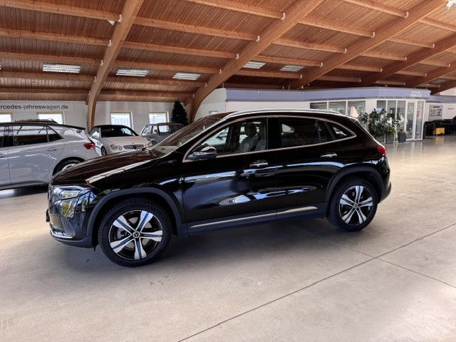 Mercedes-Benz EQA 250 Electric Art+Advanced Plus+Panorama imagem 2