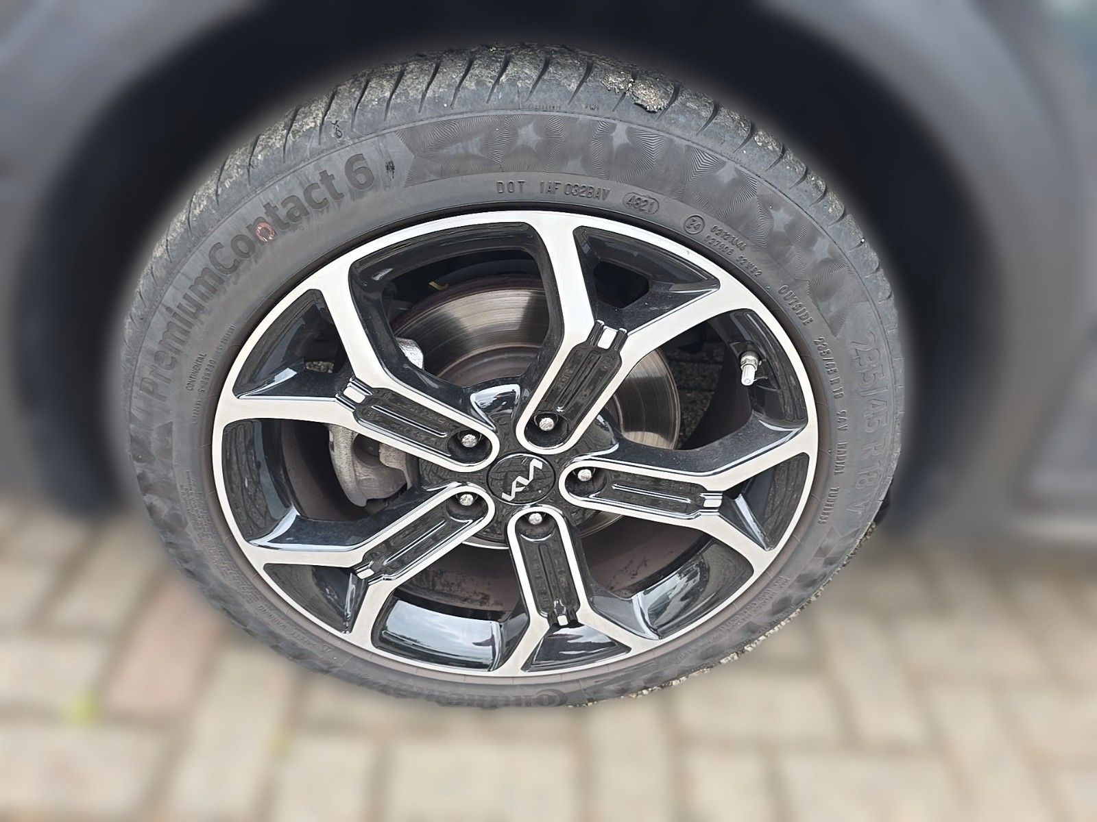 Fahrzeugabbildung Kia XCeed 1.5 T-GDI DCT - Black Xdition