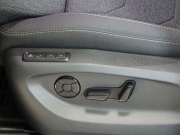 Fahrzeugverkauf 10 Skoda Kodiaq 1.5 TSI AHK 7-Sitze Matrix Navi