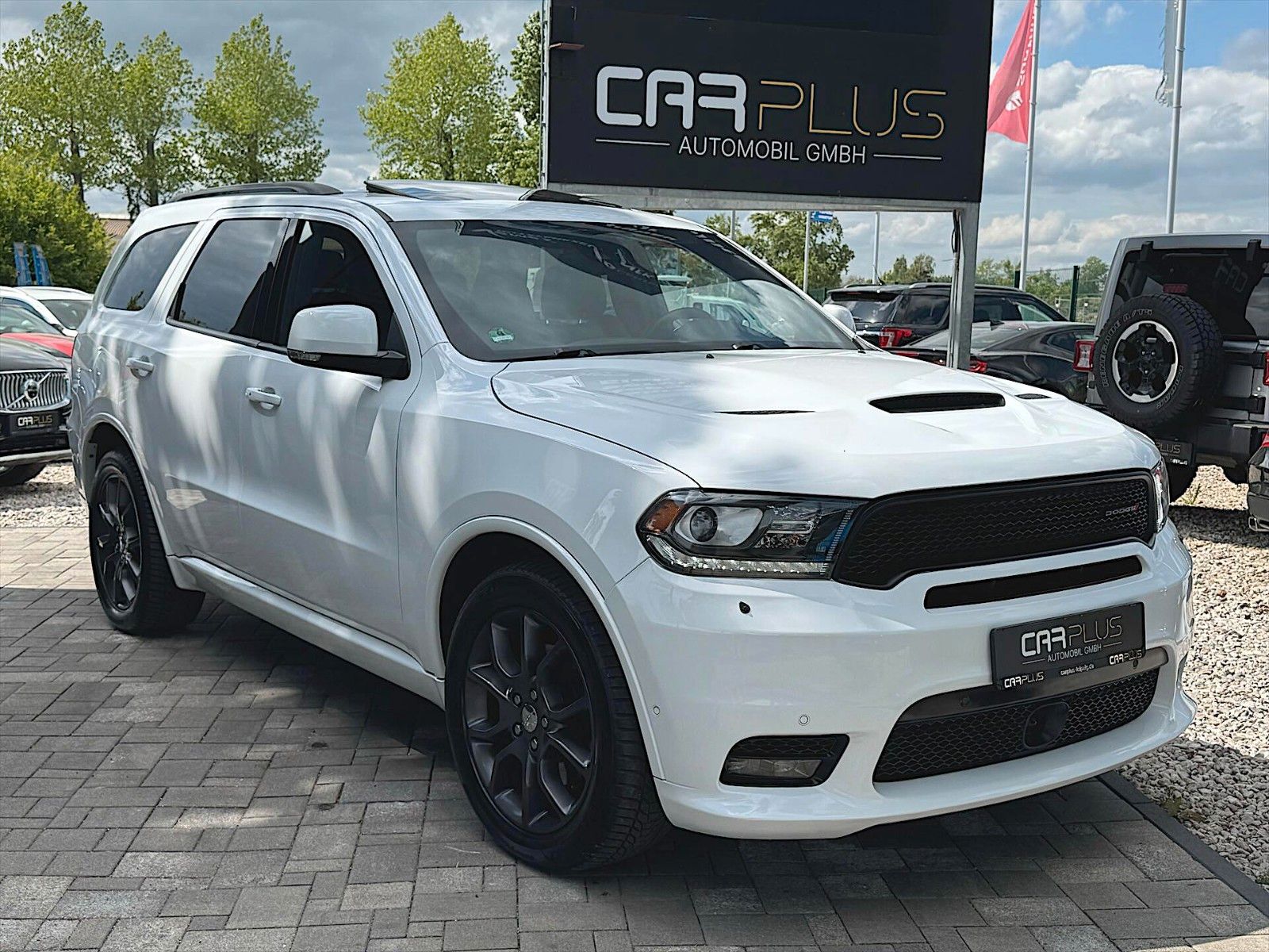 Fahrzeugabbildung Dodge Durango 5.7 V8 R/T 4x4 Night Paket *LED*7 Sitze*