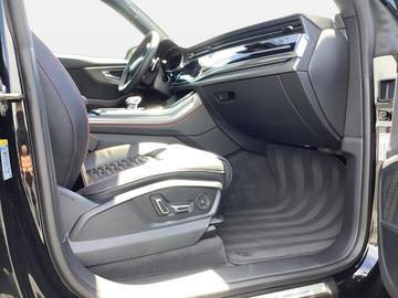 2025 AUDI RSQ8 缩略图 15